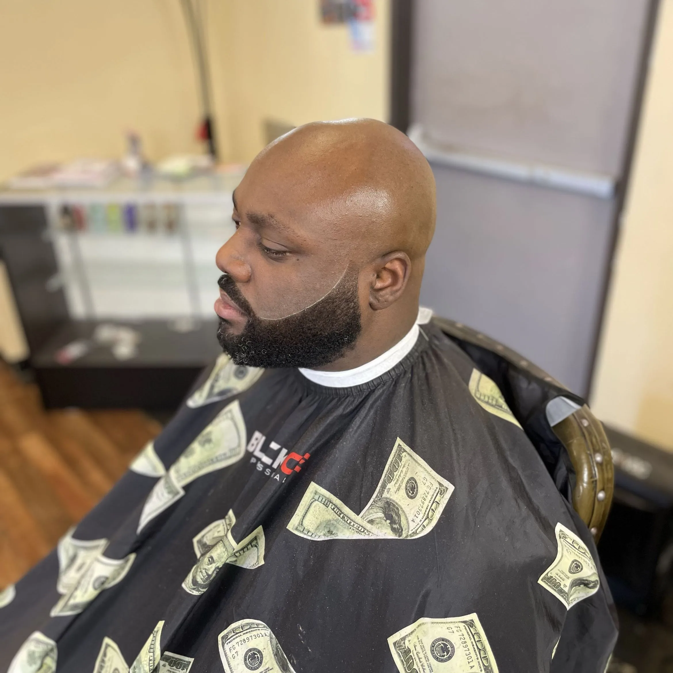Edge Up/Beard shave 🧔🏻‍♂️ by Joe